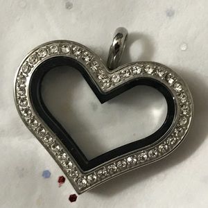 Origami Owl Heart Locket
